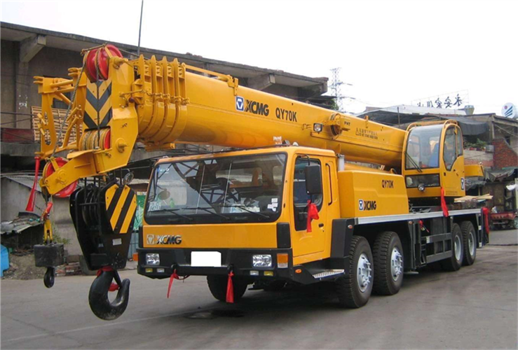 海南吊车出租选择重点